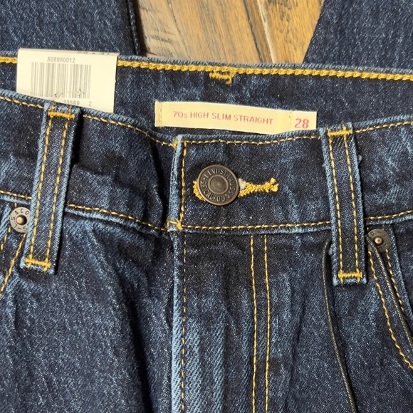 Levis Premium 70s High Slim Straight Jean Sonoma Wash - Picture 11 of 12